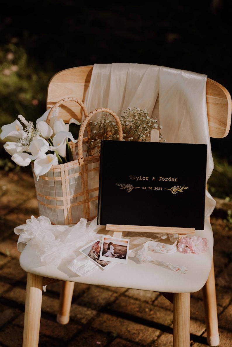 Personalized Wedding Guest Book, Gold Foil Guest Book, Wedding Signing Book, Wedding Reception Guestbook, Gold Foil Hardcover Wedding Album zdjęcie 7