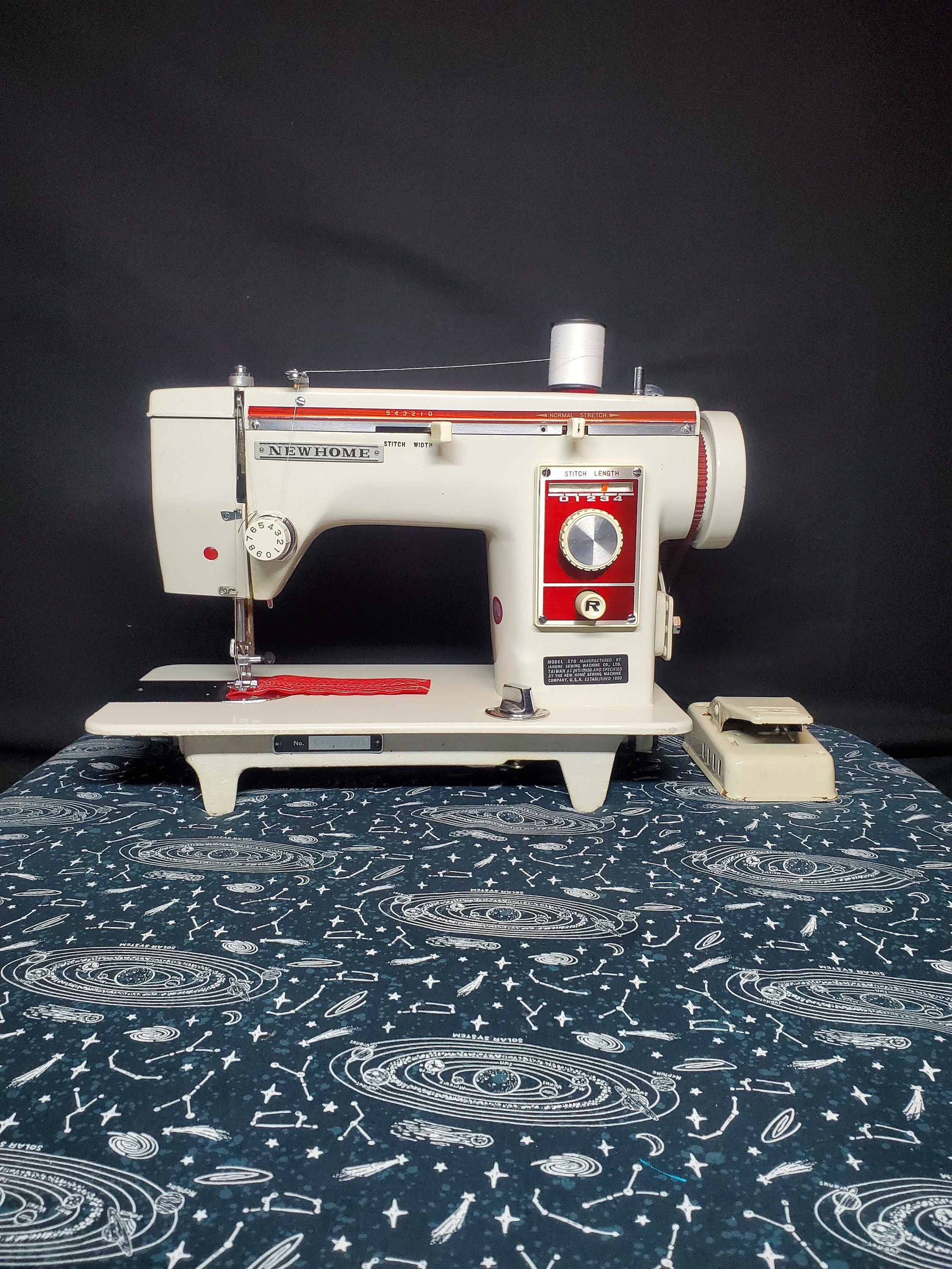 Tuffsew Zigzag Walking Foot Sewing Machine 9 Gate with 3 Extra Optional  Feet Included 