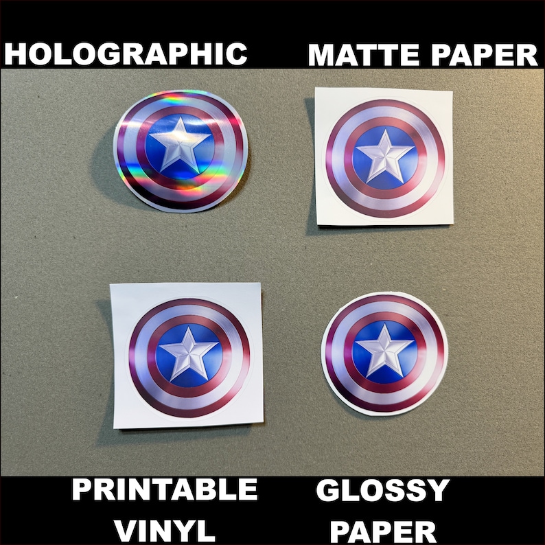 Pu&ograve; includere: Quattro adesivi a forma di scudo di Capitan America su diversi sfondi. Gli adesivi sono stampati su carta olografica, opaca, vinile stampabile e carta lucida.