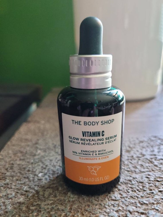 Vegan Vitamin C Glow Revitalising Serum -  Denmark
