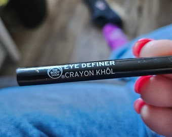 Eye liner khol black crying pencil