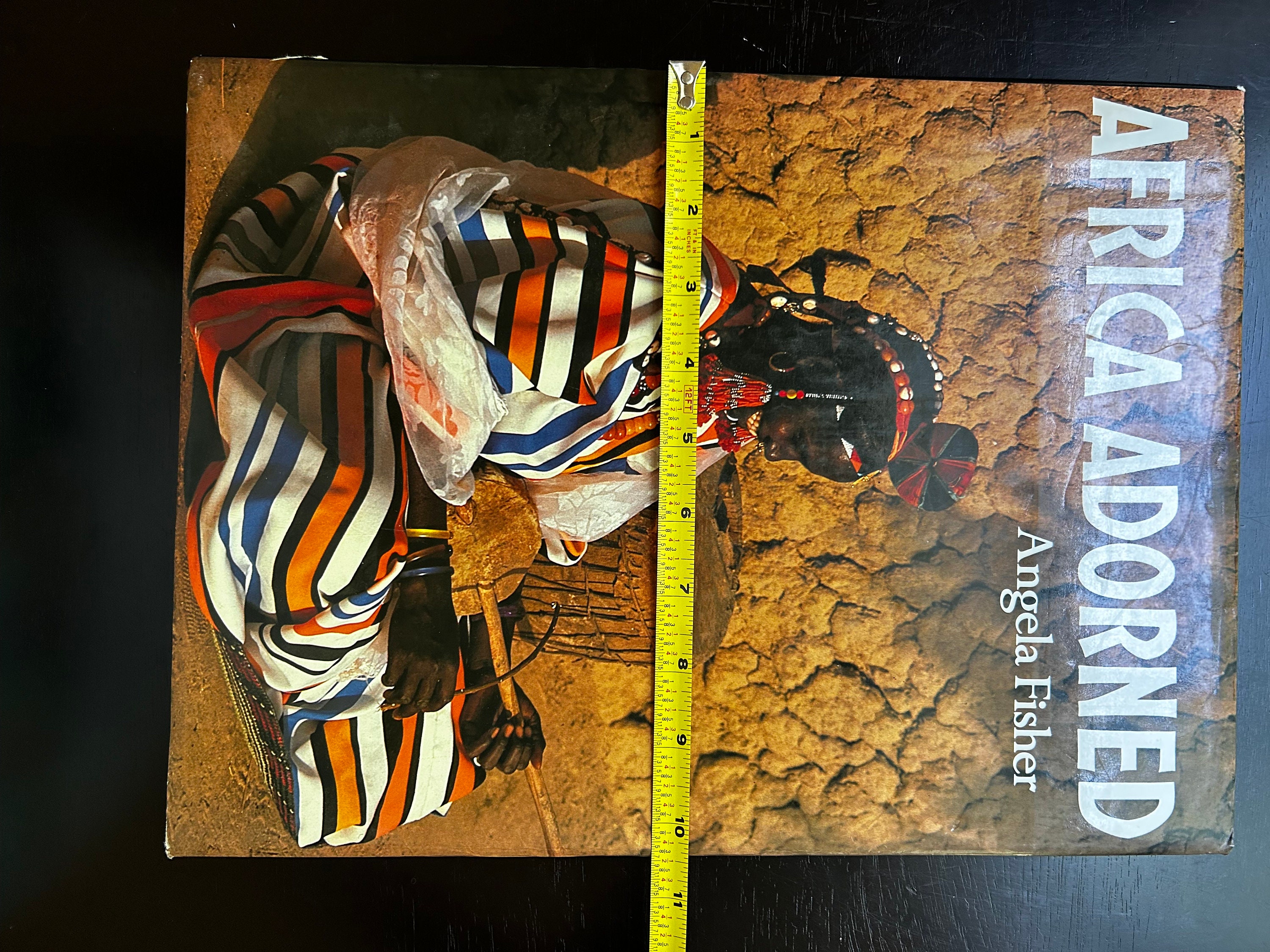 アート・デザイン・音楽 AFRICA ADORNED Angela Fisher Africa Adorned