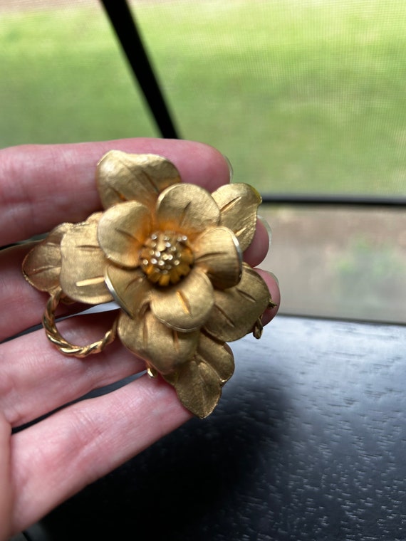 Vintage Very Rare Corocraft Gold-toned Flower Bro… - image 3