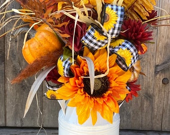 Fall Farmhouse Centerpiece, Autumn decor, Fall table arrangement, Pumpkin table decor