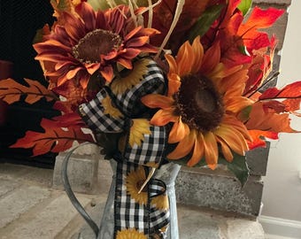 Fall Floral Centerpiece: Farmhouse Pumpkin Table Decor