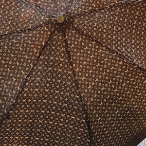 Pre-Owned Louis Vuitton folding umbrella Fondation museum one-touch button  Foldable jumping (Good) 