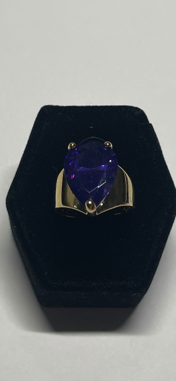 Vintage stunning deep purple CZ ring