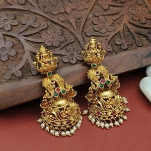Traditionele godin Laxmi Lakshmi gouden Jhumka, tempel Indiase sieraden oorbel, Indiase sieraden, Zuid-Indiase oorbellen, bruidsoorbellen