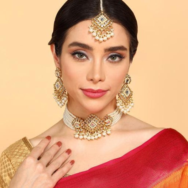 Beads White Kundan Chokar WIth Earrings Maangtikka Set, Kundan Necklace Set, Rajwadi Wedding Jewelry Set, Ethnic Indian Necklace Set