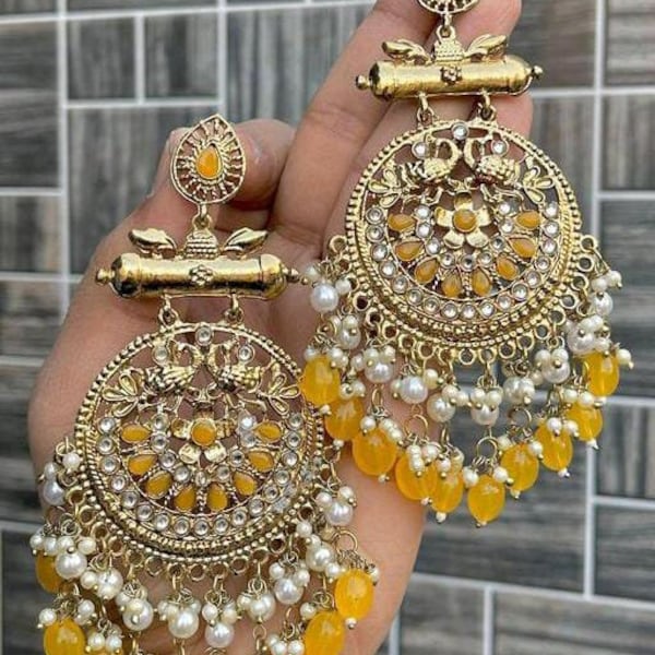 Chandbali, boucles d'oreilles longues en or, boucles d'oreilles jaunes, bijoux indiens, Kundan, style bollywoodien, bijoux de mariage, Kundan, Kundan Chandbali