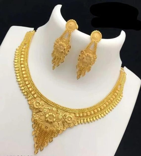 Buy Onegram Gold Polish Handmade Floral Golden Necklace Set, South