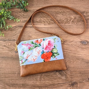 Vintage Floral Cross-Body Bag: Flower bag, faux leather