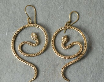 Boucles d'oreilles serpent en or, grande créole, boucles d'oreilles en laiton, boucles d'oreilles tendance, boucle d'oreille spirale, boucle d'oreille animal, boucle d'oreille vintage, cadeau pour elle,