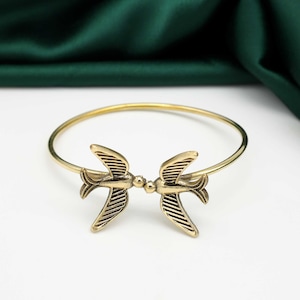 Swallow Bangle, Bird Bracelet, Gold Bird Bracelet, Bird Jewelry, Bird Bangle Gold, Bird Bangle Braclet,Handmade Bracelet,Gift for her