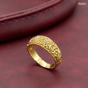 Gold Flower Ring: Engraved Wide Band, Antique Boho Design,