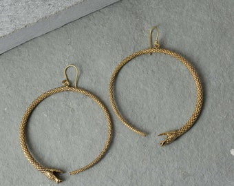 Boucles d'oreilles rondes serpent, Grande créole, Boucles d'oreilles cercle, Boucles d'oreilles décoratives, Grandes boucles d'oreilles rondes, Boucle d'oreille animal, Boucle d'oreille serpent en or, GiftFor Her,