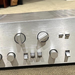 Vintage Technics Integrated Amplifier Model SU-V4