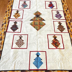 Custom Quilt “The Queen Has Arrived”  71”x 102”
