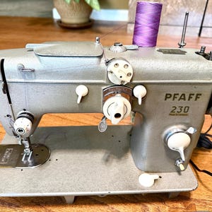 Vintage PFAFF Model 230 Sewing Machine