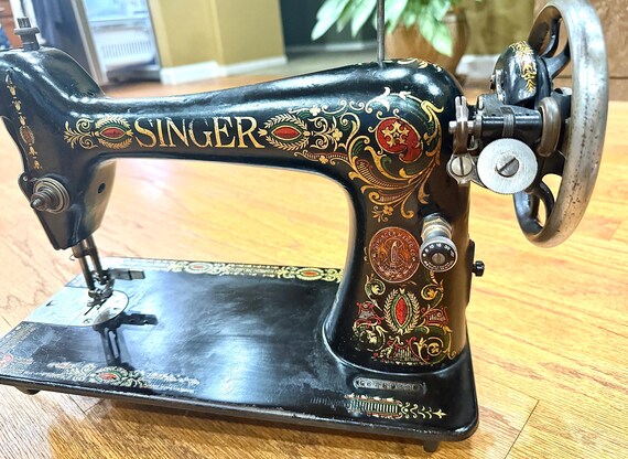 Vintage 1918 Singer Model 66 Red Eye Sewing Machine - Etsy