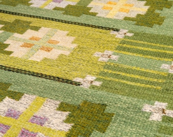 Handwoven 100% New Zealand wool rug green flatweave rug kilim rug olive green rug mid century modern rug geometric rug retro rug Swedish rug