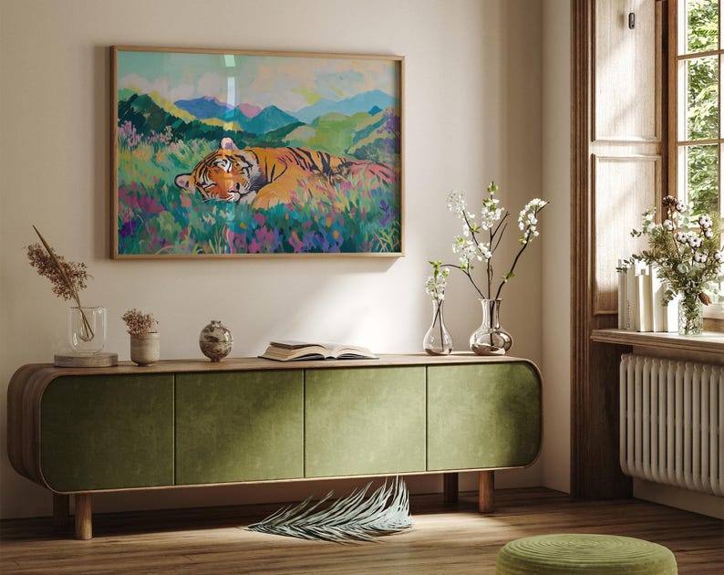 Estampado de tigre durmiendo, estampado de vida silvestre, arte colorido, decoración de la jungla, póster de animales, arte mural de la naturaleza, estampado vibrante, vida silvestre moderna imagen 2