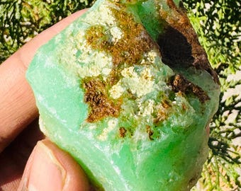Large size Natural Green chyrysoprase Rough /Chrysoprase Raw Chunks/Chrysoprase Rocks/Chrysoprase For Making Jewelry 450crt