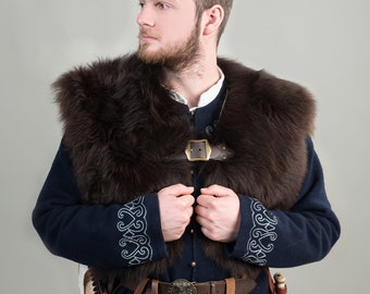 Shoulder and back fur cape sheepskin brown Medieval LARP
