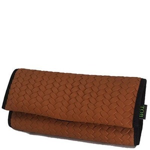 Sac à tabac en cuir synthétique marron | Imitation tissée élégante | Accessoire pour fumeur durable et pratique | Parfait pour les feuilles à rouler/pochette