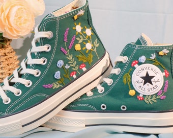 Scarpe Converse personalizzate ricamate Converse Chuck Taylor Scarpe Converse floreali ricamate degli anni '70 Il miglior regalo per lei