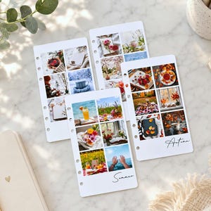 Peut inclure: Trois inserts de planificateur rectangulaires blancs avec six perforations, chacun présentant une grille de six photographies saisonnières. Les inserts affichent les étiquettes manuscrites Summer et Autumn, montrant diverses scènes, fleurs et boissons.