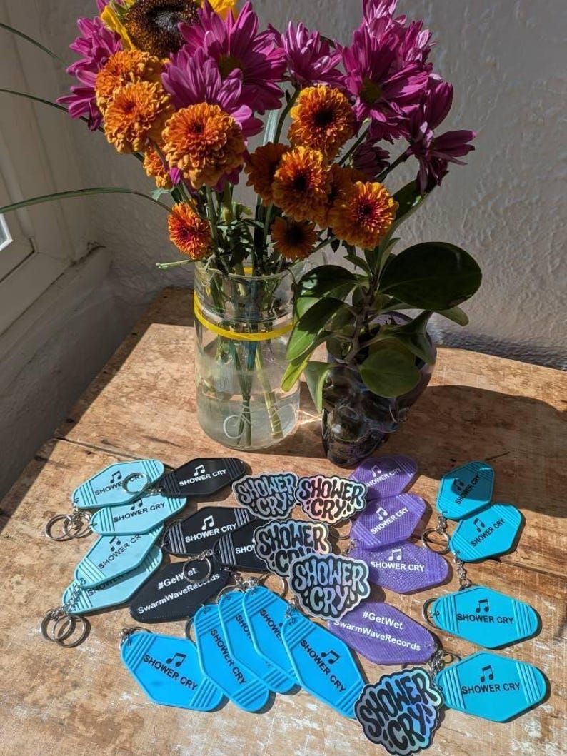 Retro Motel Keychain - Personalized 3D Printed Key Tag with UV Print Options - Custom Colors and Bulk Packs - 30+ Color Options imagen 7