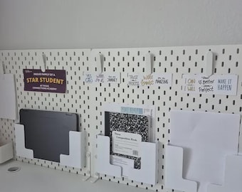 Soporte ajustable para papel y tablet para el panel perforado IKEA SKÅDIS - Soporte para documentos y cuadernos - Organizador de escritorio - Más de 30 colores - Impresión 3D