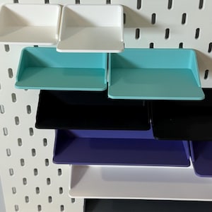 SKÅDIS One-Piece Shelf – Modular Pegboard Shelf with Built-In Hooks | 3D Printed in Multiple Sizes & Depths