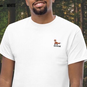 Puede incluir: Camiseta blanca con un gr&aacute;fico de zorro de dibujos animados y el texto "For fox sake".