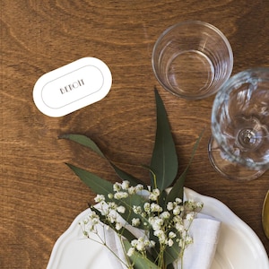 Set di oltre 50 segnaposto ovali - Targa con nome ospite della cerimonia per posizionamento tavolo in PVC - Segnaposto invitati al matrimonio