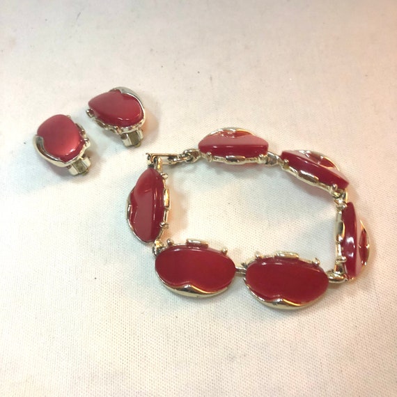 MCM Red Lucite Thermoset Bracelet With Matching C… - image 1