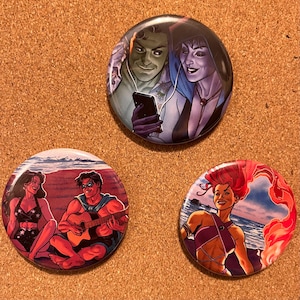 Titans Beach Buttons - Teen Titans Pin-Back Buttons 2.25&quot; - DC Comics - Starfire/Beast Boy/Raven/Nightwing/Donna Troy