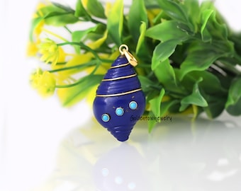 14k Gold Turquoise Conch Shell Pendant, Carved Spiral Design