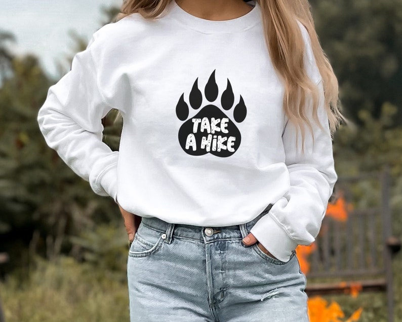 Take A Hike Sweatshirt, Hiking Sweatshirt, Outdoors Sweatshirt, Hiking Shirt, Outdoors Shirt, Adventure Shirt, Camping Shirt, Nature Shirt imagem 3