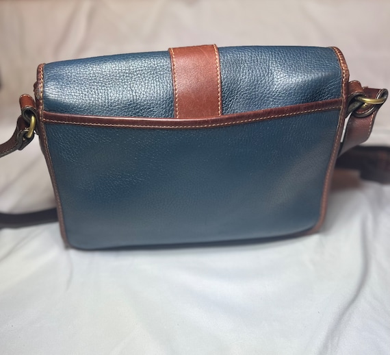 Vintage Coach Sheridan Navy Leather Crossbody Bag… - image 6