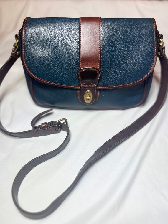 Vintage Coach Sheridan Navy Leather Crossbody Bag… - image 2