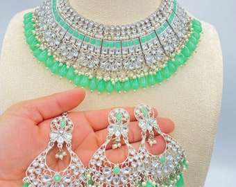 Set di collana girocollo Kundan: gioielli da sposa indiani, placcati in oro - Italia
