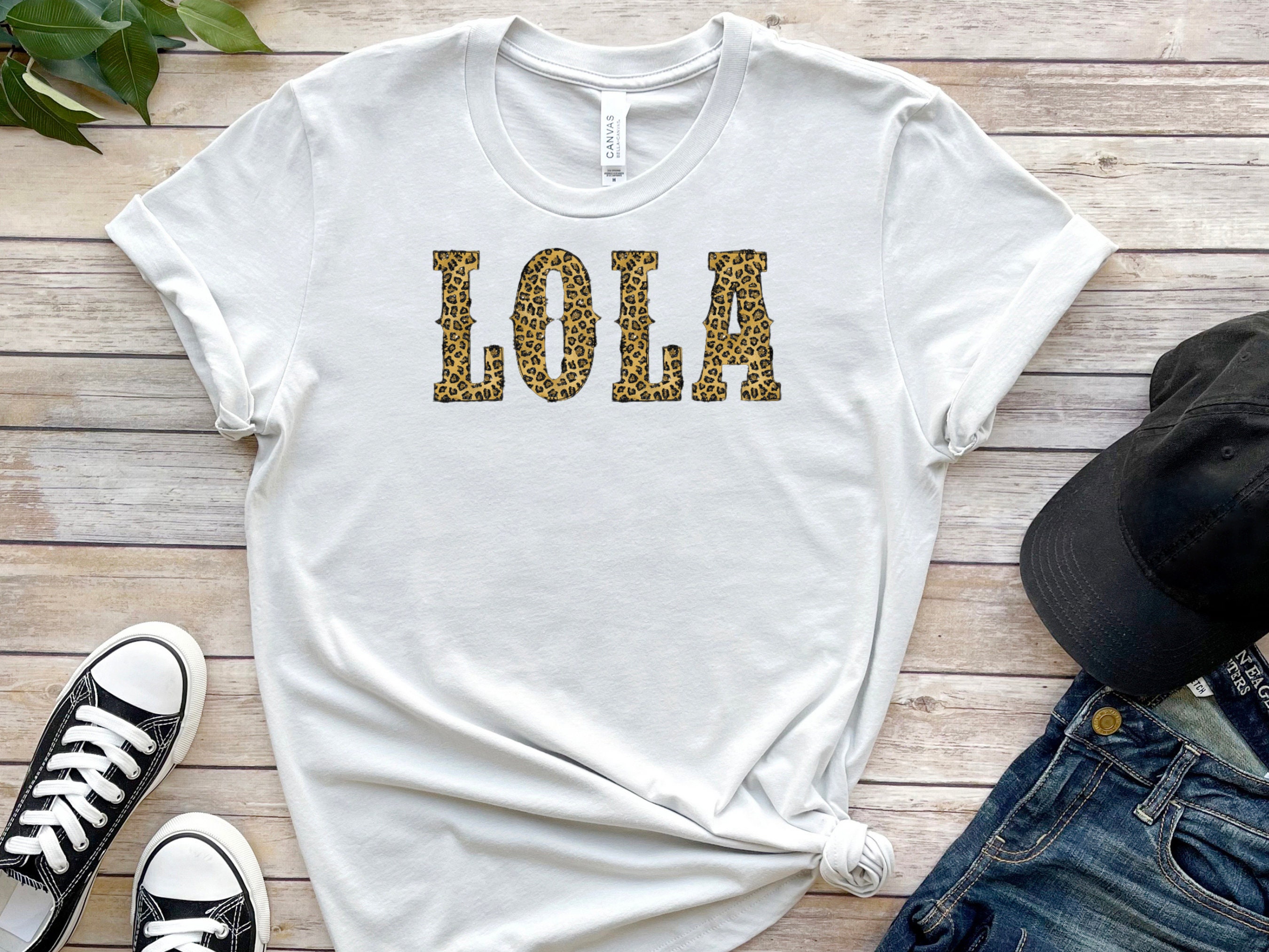 LOLA SUPREMO T-shirt with an exclusive design