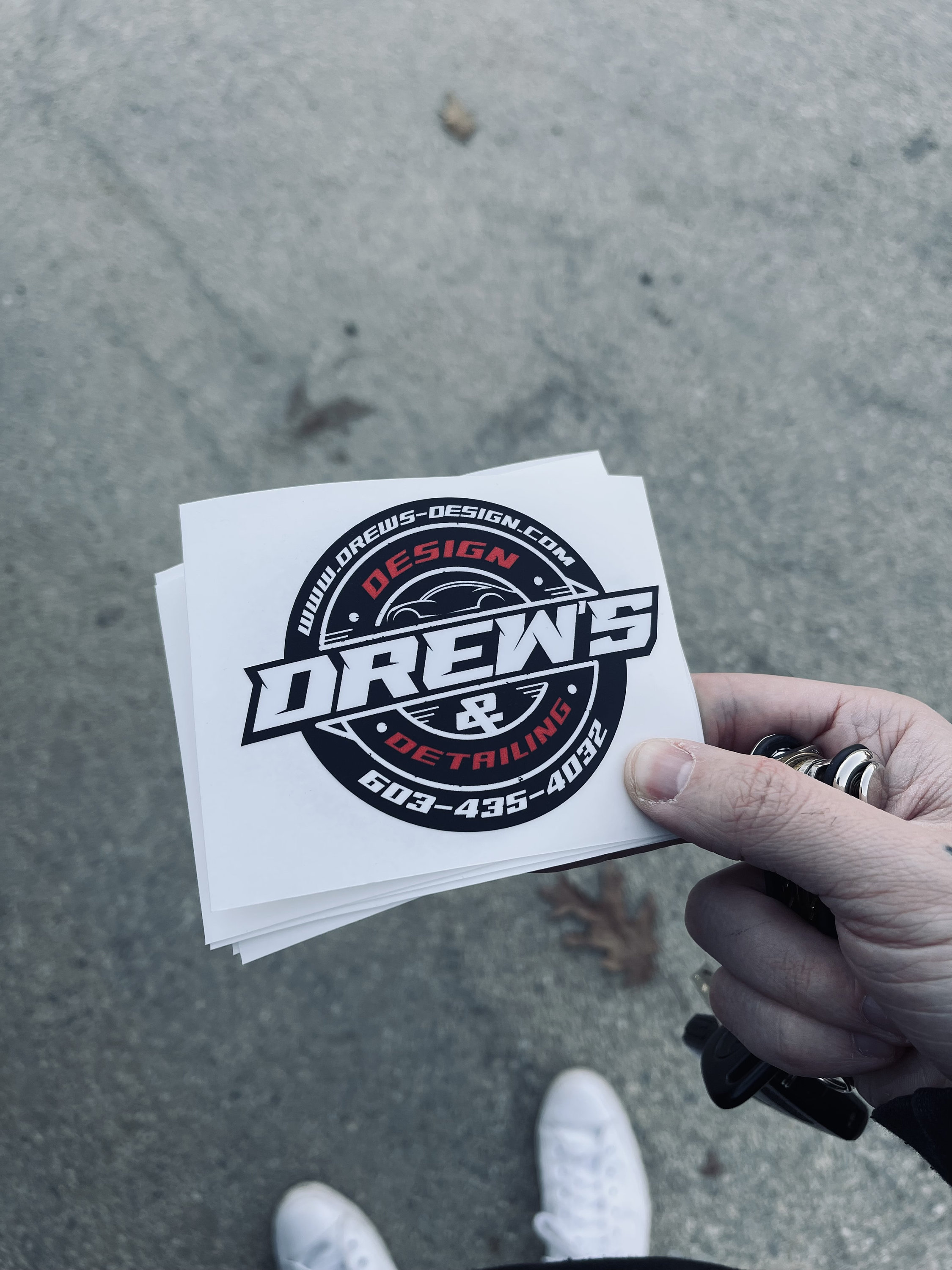 Custom Vinyl Stickers, Die Cut Stickers, Cut to Size Stickers, Ships