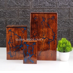Fraktal Urne Lichtenberg Holz & Epoxidharz mit sicherem MDF Deckel