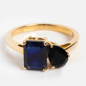 Bague de fiançailles toi et moi en or massif 14 carats Bague de mariage deux pierres taille poire et émeraude, saphir et onyx Bague d'anniversaire double pierre pour femme
