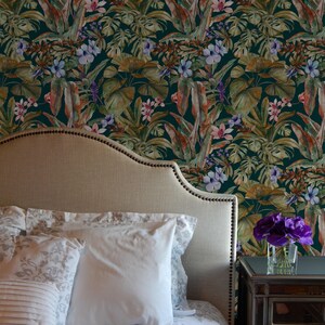 Botanical & Floral Wallpaper Peel and Stick | Romantic Colorful Wallpaper for Bedroom | Vintage Tropical Flowers Non-Woven Wallpaper | TP01