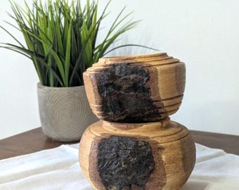 Scandinavische minimalistische handgesneden houten schalen | Ruw organisch sculpturaal decor | Gesigneerde ambachtelijke schepen