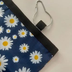 Hay bag - daisy pattern